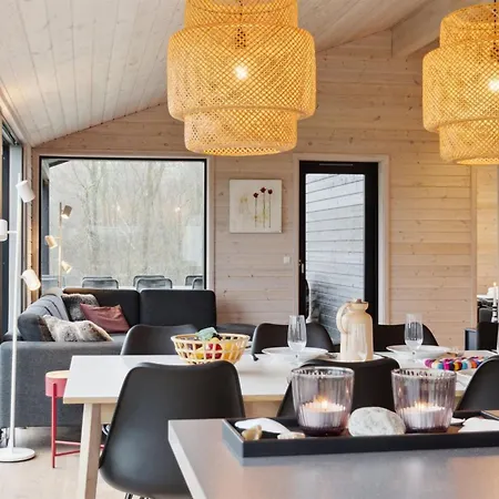 Ehmi - 750m From The Sea By Interhome Feriehus