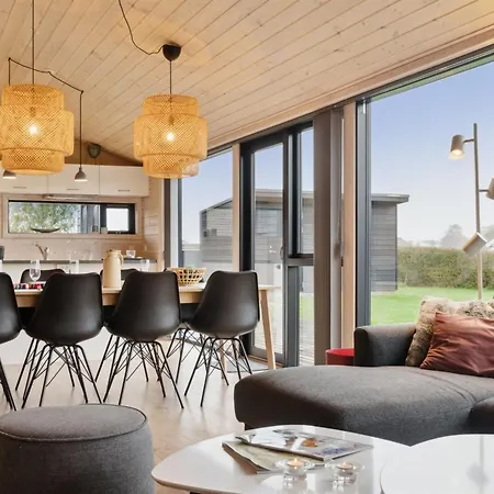 Ehmi - 750m From The Sea By Interhome *